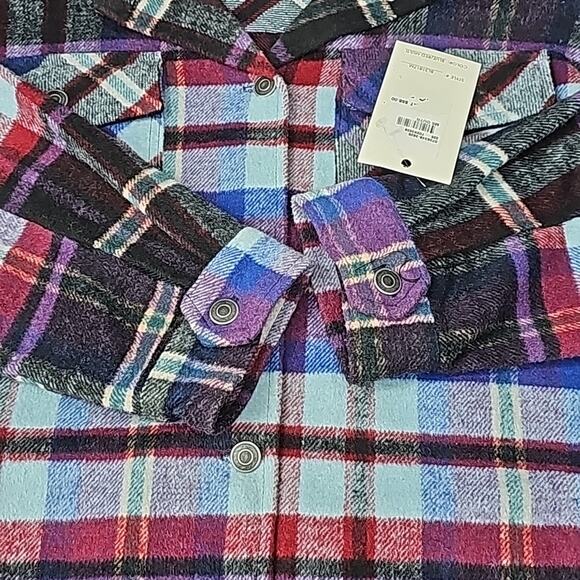 NWT Womens Sz M Shacket Blue and Red Plaid Pockets Wool Blend Jade and Ivory - Picture 5 of 13